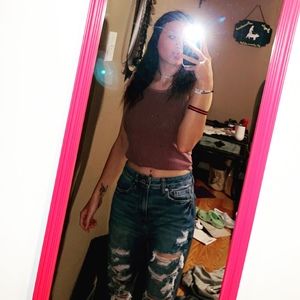 Meet your Posher, Jayln